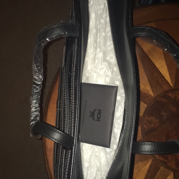 MCM Viseto medium tote bag - Picture 2 of 3